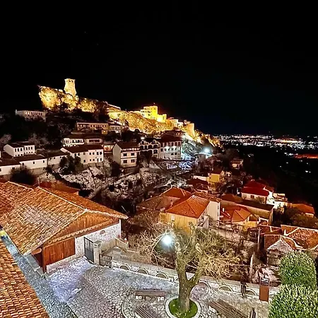 Panorama View Over The Castle And The Old Town 4*