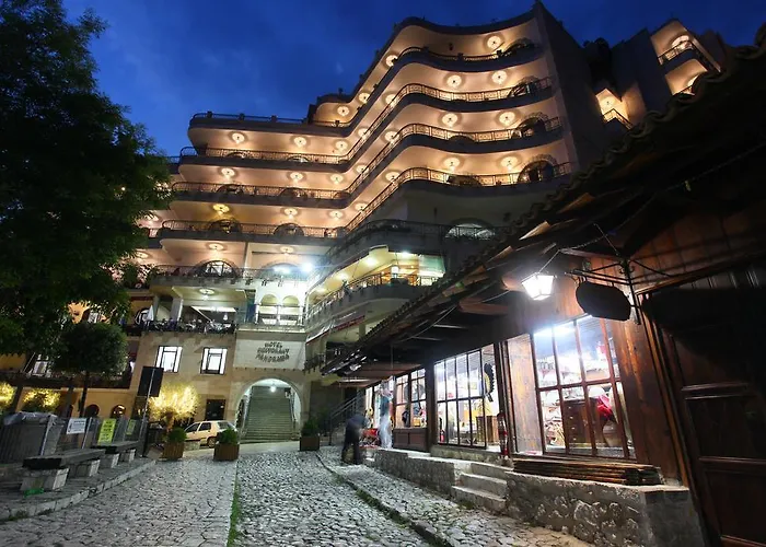 Panorama View On The Castle And The Old Town Hotel Krujë