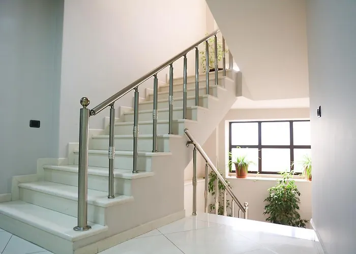 Panorama View On The Castle And The Old Town Hotel 4*